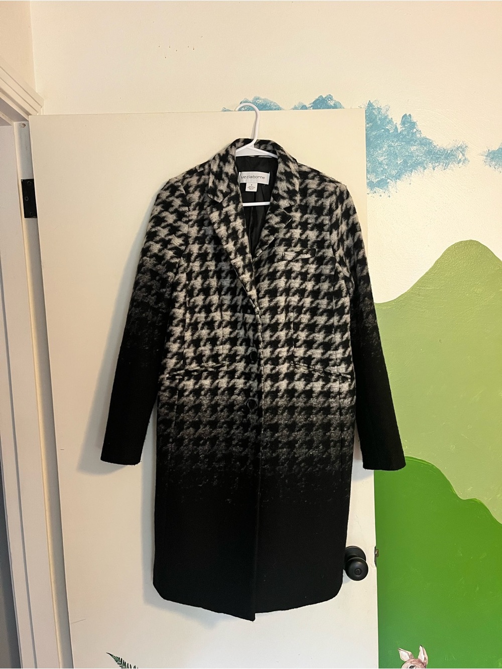 Vintage Liz Claiborne Wool Black and White Houndstooth Ombre Coat